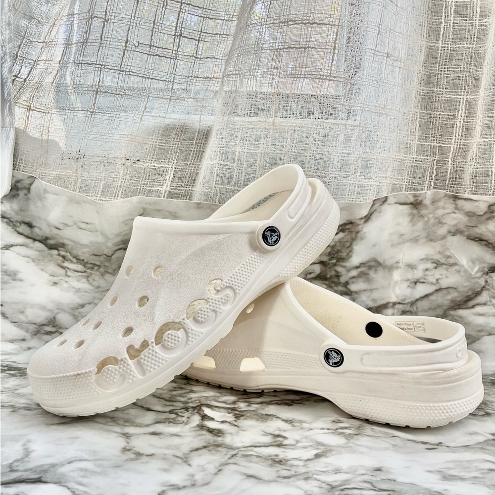 White Crocs Size 11